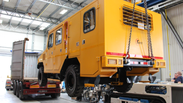 Kolejny eksport DVU, tym razem do RPA